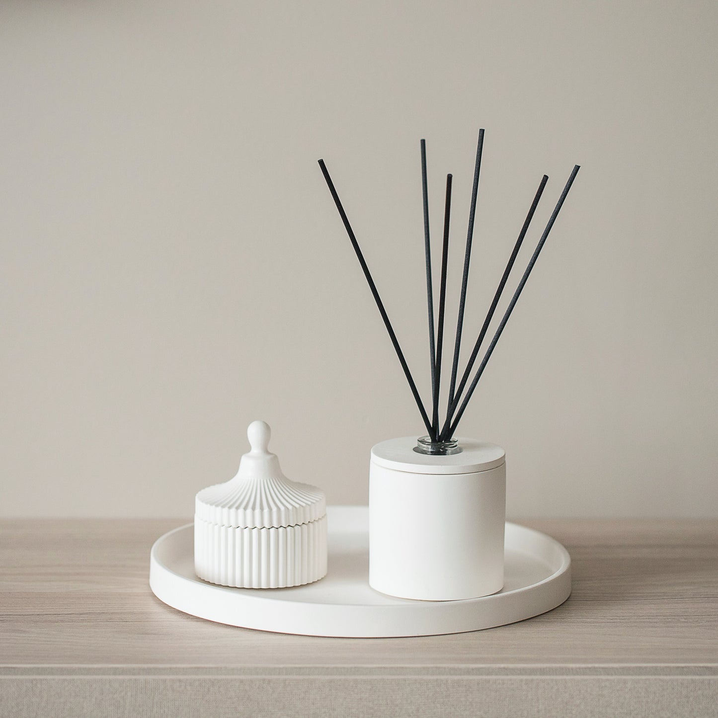 Luxury Home Fragrance Gift Set - Candle, Large Round Tray and Gypsum Peony Blossom