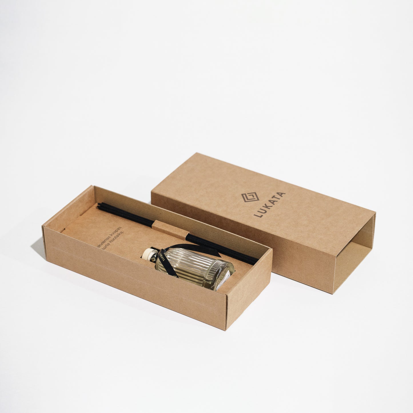 Reed Diffuser 200ml with 8 Sticks – Long-Lasting Home Fragrance