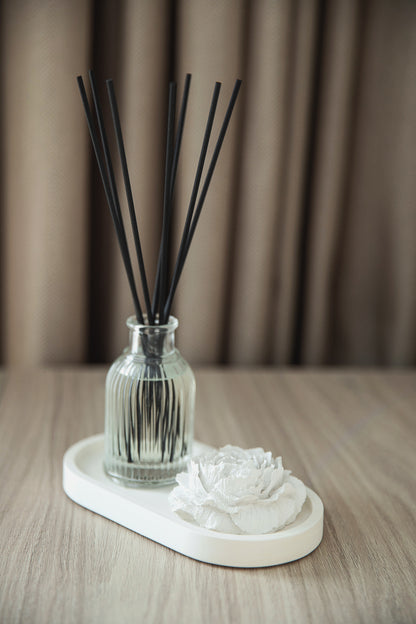 Reed Diffuser 100ml with 8 Sticks – Compact & Stylish Home Fragrance