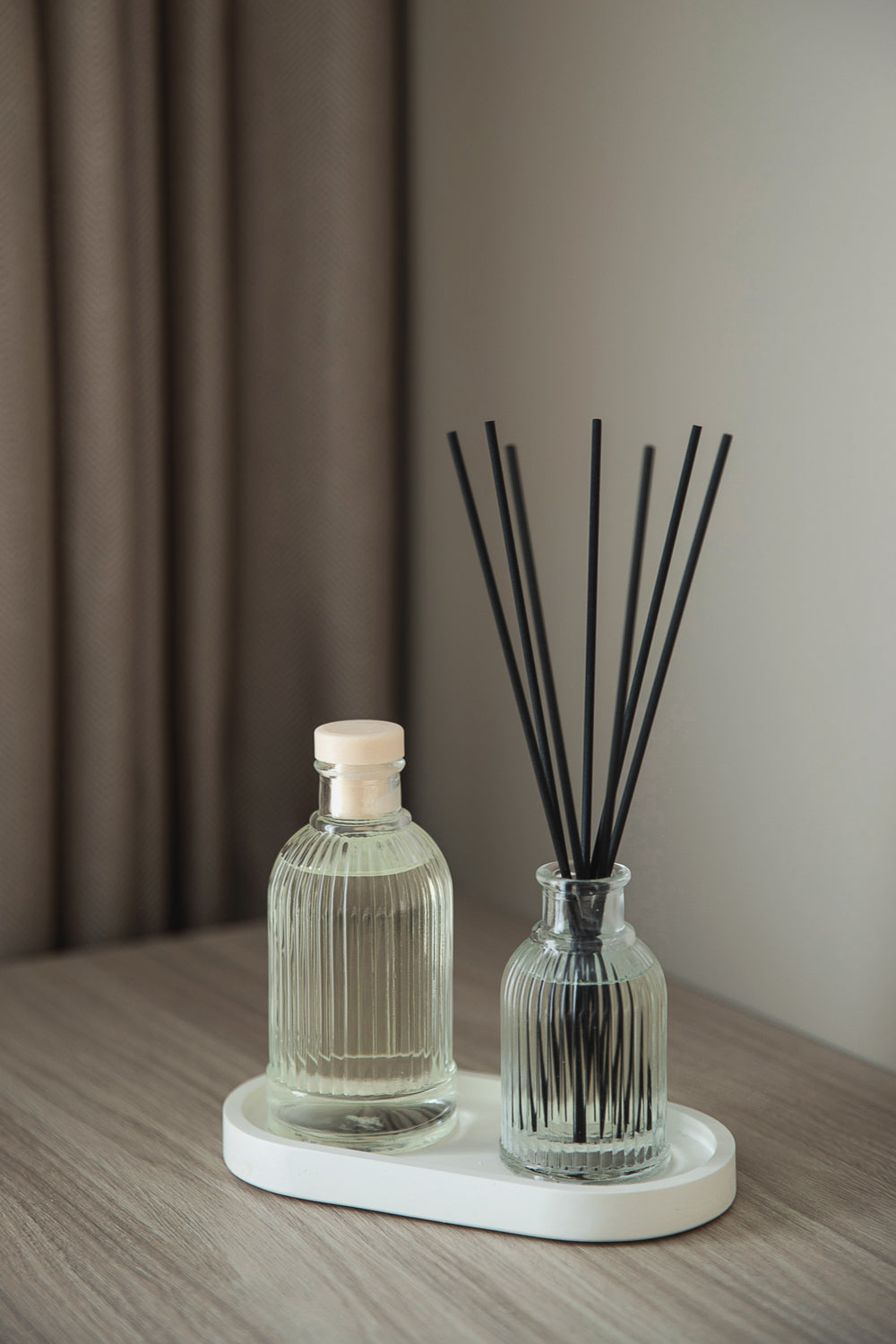 Reed Diffuser 100ml with 8 Sticks – Compact & Stylish Home Fragrance