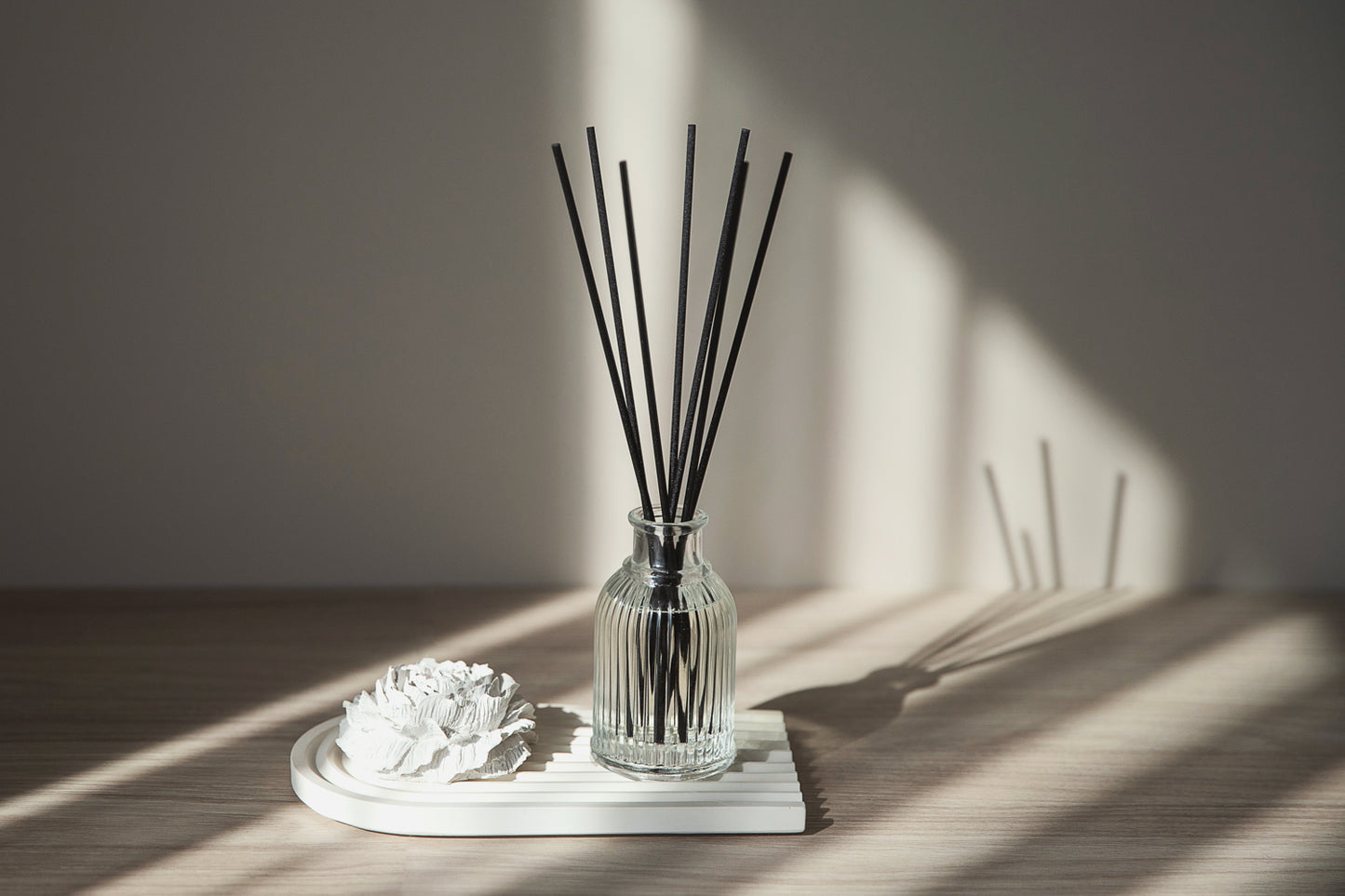 Reed Diffuser 100ml with 8 Sticks – Compact & Stylish Home Fragrance