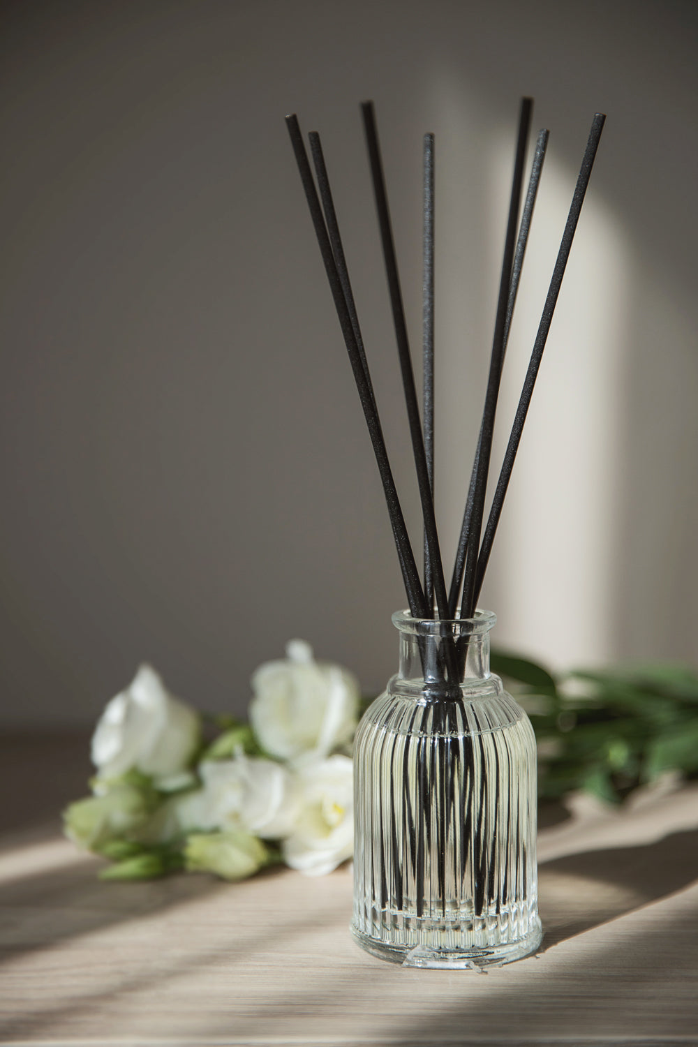 Reed Diffuser 100ml with 8 Sticks – Compact & Stylish Home Fragrance